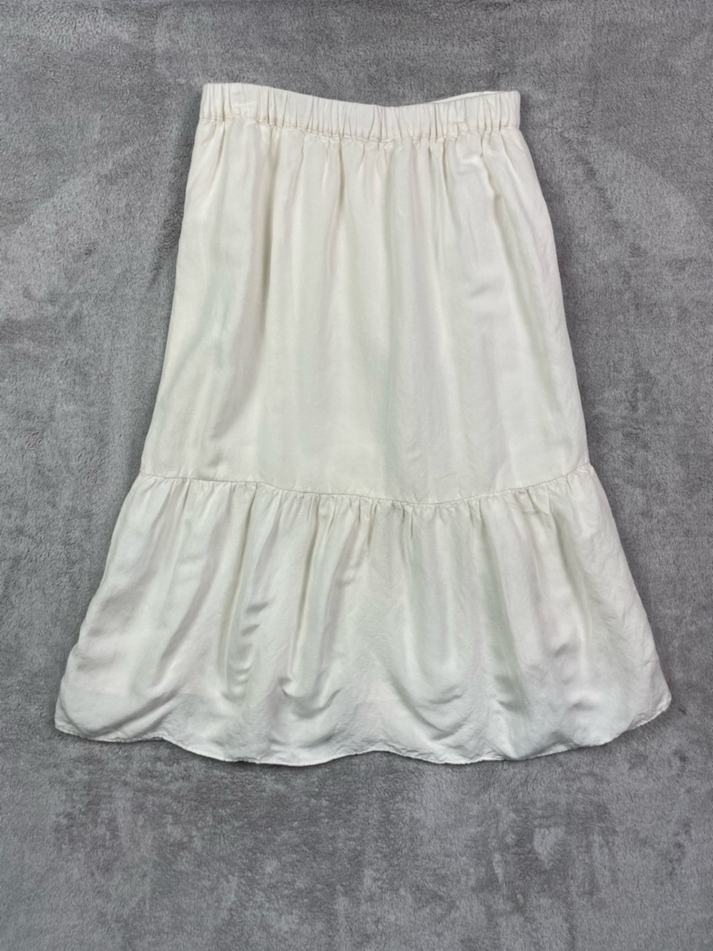 LOFT White Linen Blend Button-Front Tiered Midi Skirt - Size Small - Picture 2 of 9